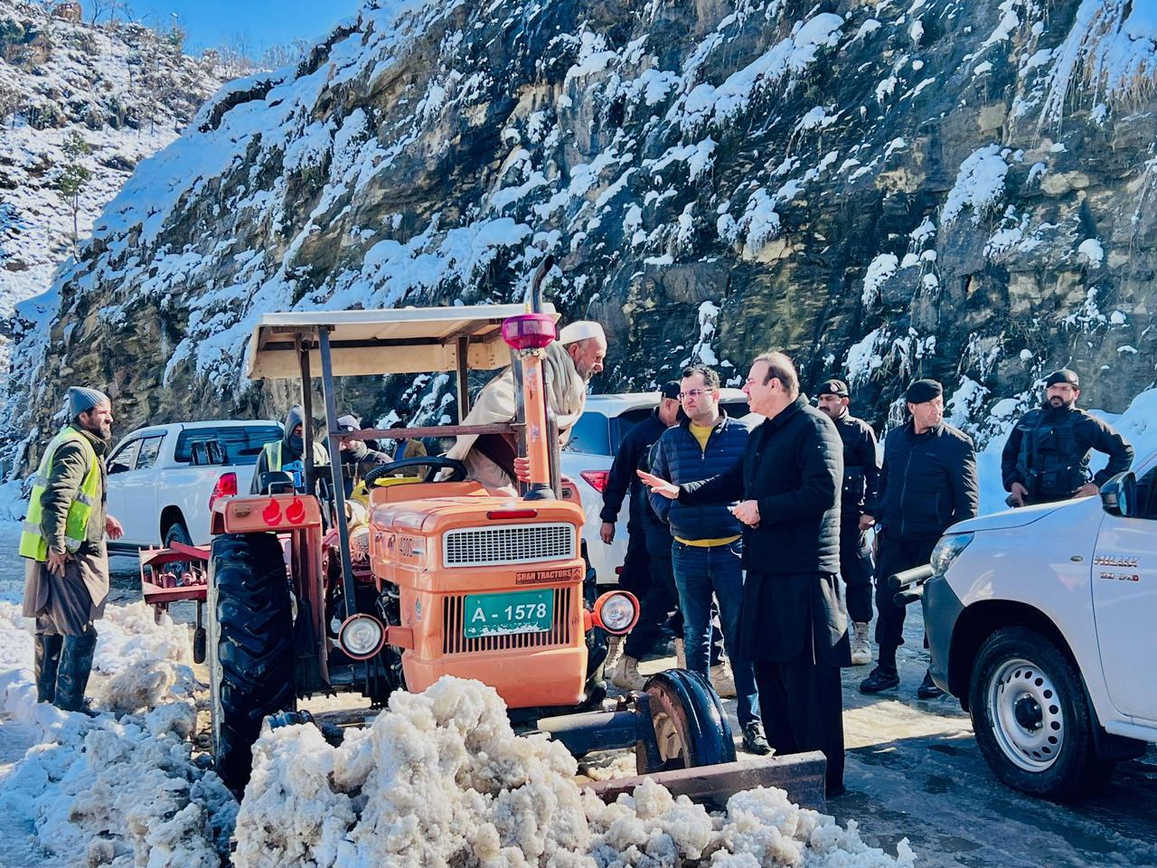 سوات پولیس اور ضلعی انتظامیہ سیاحوں کی سہولت کے لیے متحرک