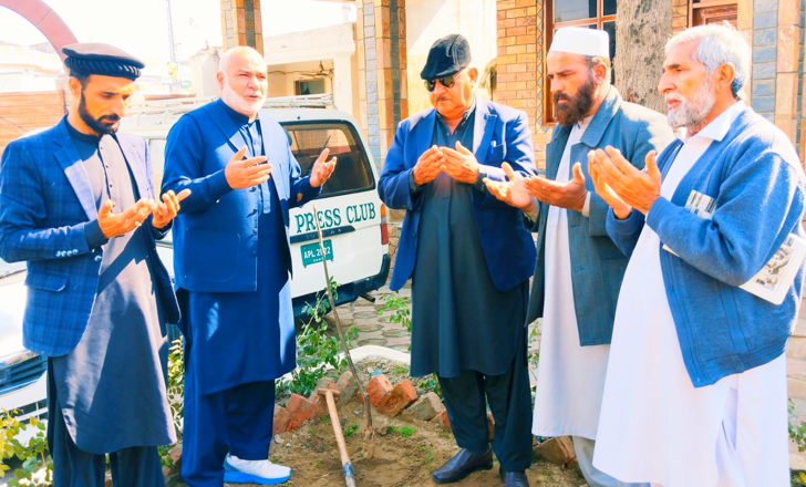 سوات میں شجرکاری مہم کا آغاز، پودا لگانا صدقہ جاریہ اور ماحول کی بہتری کا ذریعہ قرار