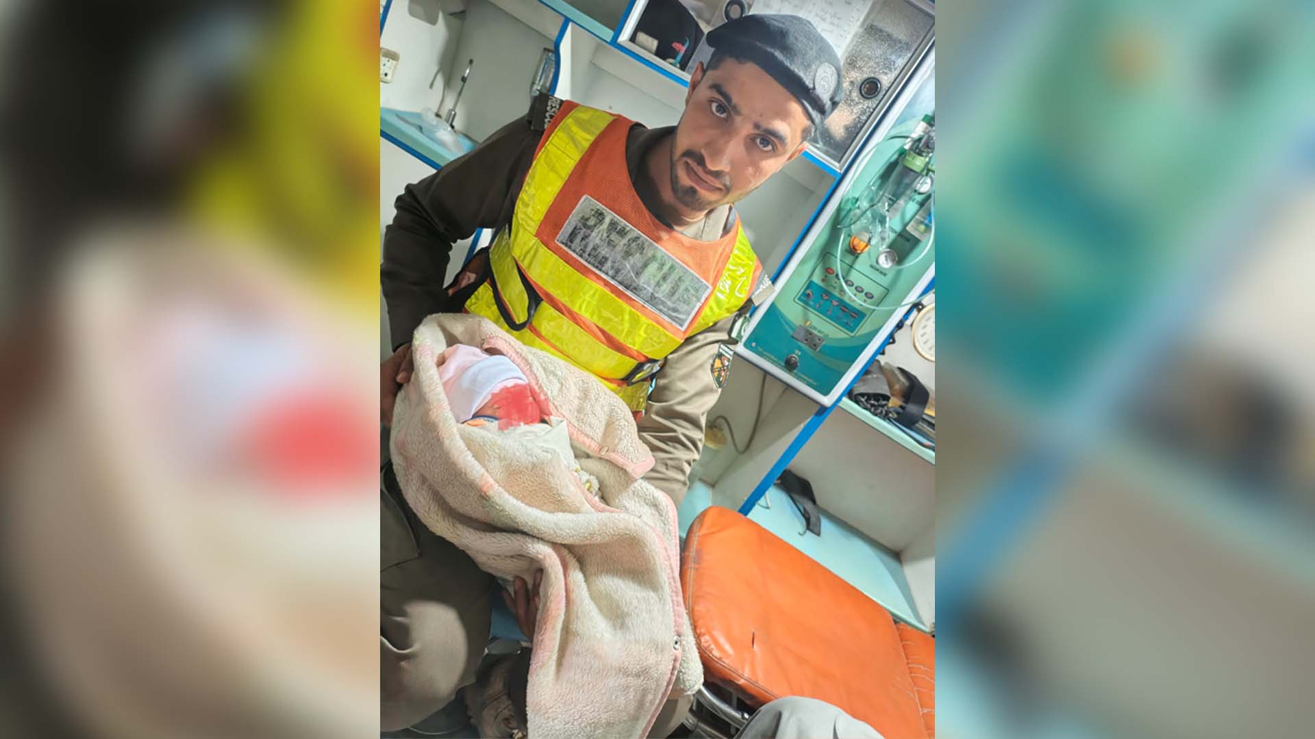 مردان میں لاوارث نومولود بچی برآمد، ریسکیو 1122 نے ہسپتال منتقل کر دیا‎