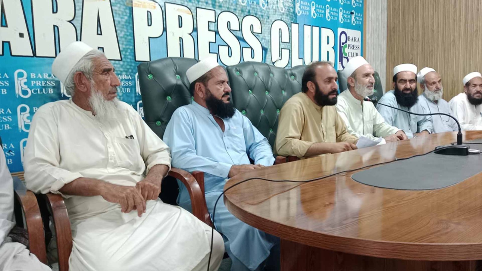 باڑہ: پی ٹی آئی کے اندرونی اختلافات ترقیاتی منصوبوں کے لیے نقصان دہ ثابت ہو سکتے ہیں، مشران ملک دین خیل 