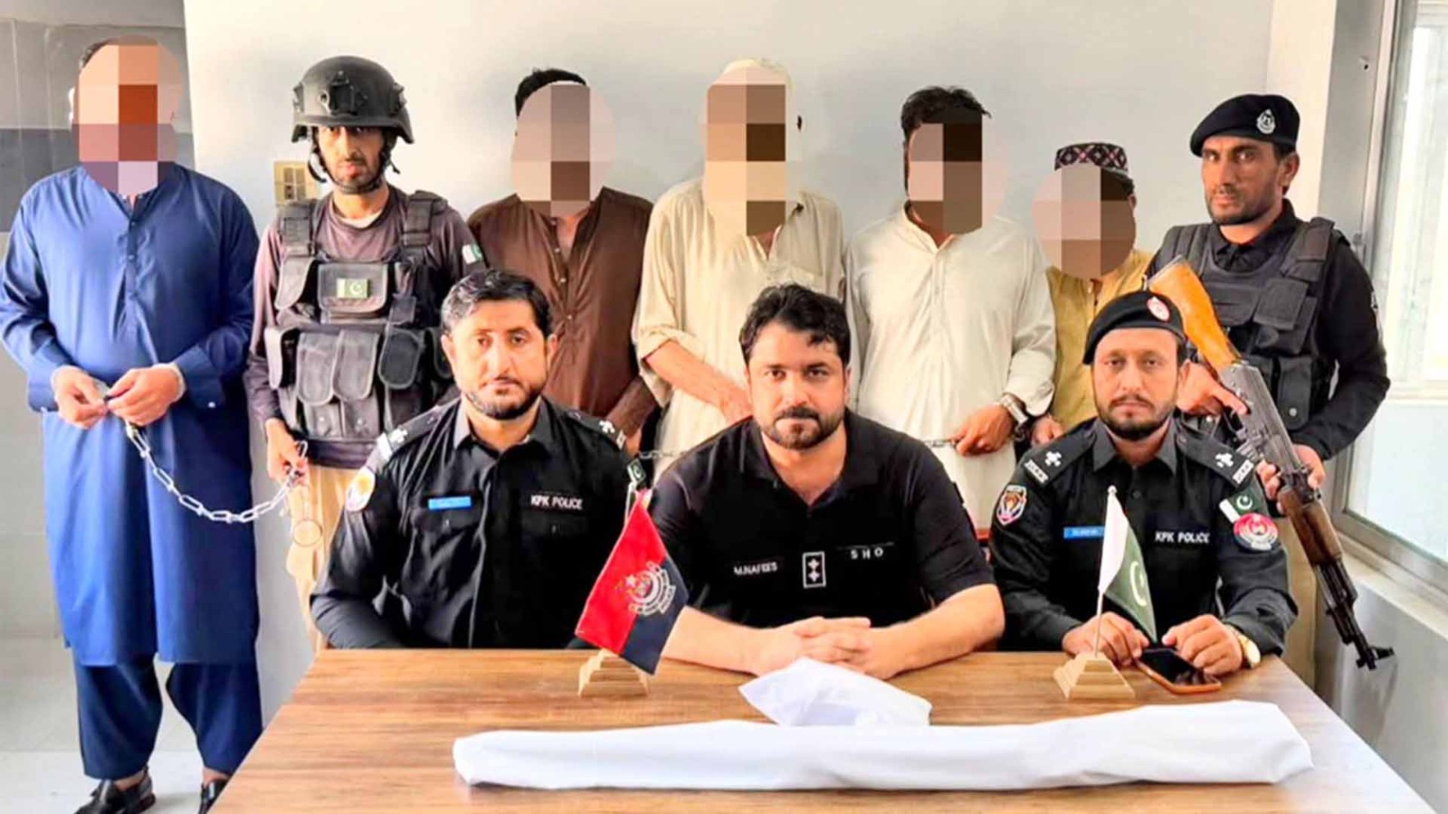 خیبر: شلمان میں جائیداد کے تنازعے پر فائرنگ، 2 افراد جاں بحق، متعدد زخمی، مرکزی ملزم سمیت کئی افراد گرفتار