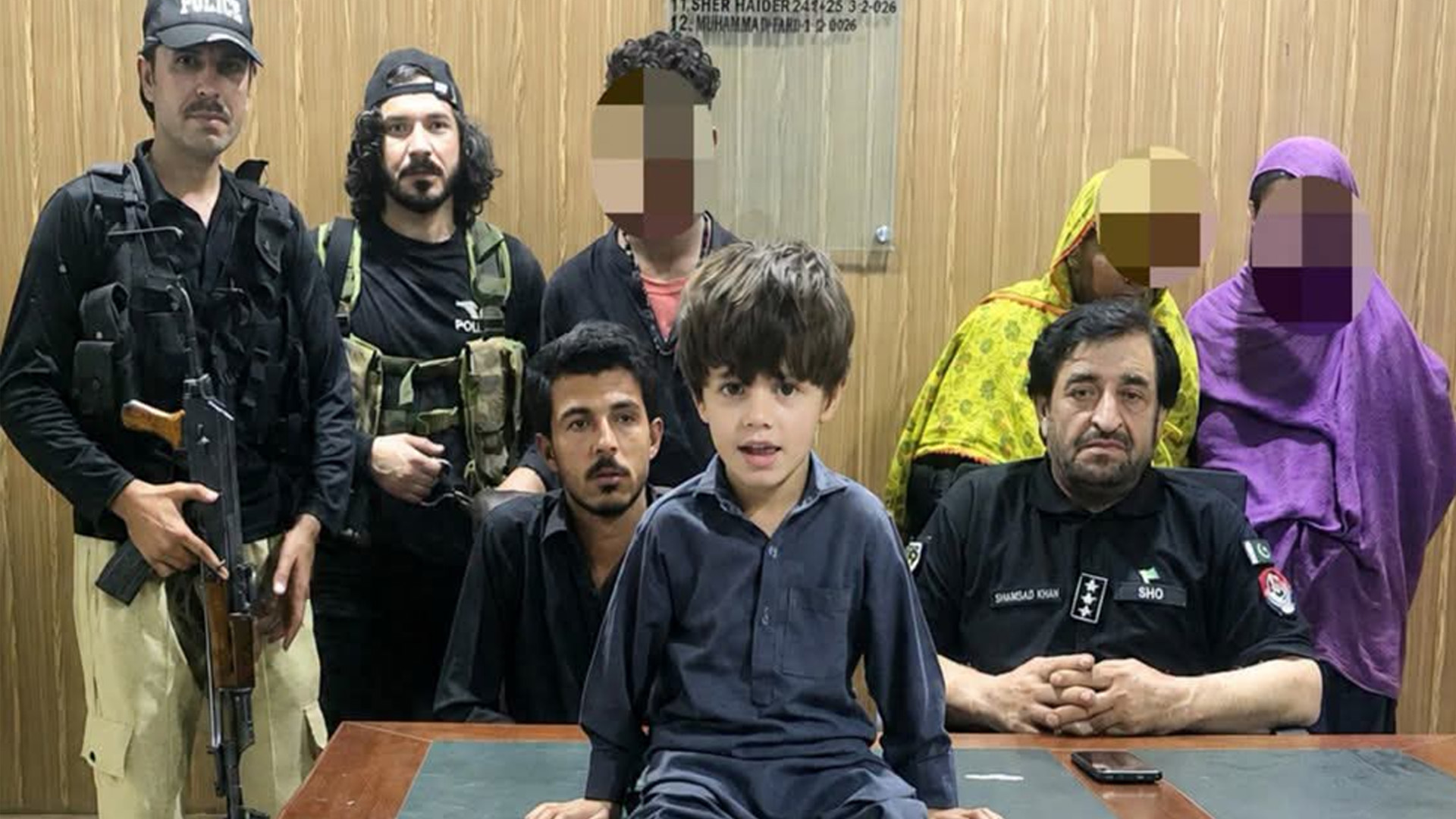 باڑہ: میلوارڈ پولیس کی بڑی کارروائی، 5 سالہ مغوی بچہ پشاور سے بازیاب، 2 خواتین سمیت 3 اغوا کار گرفتار