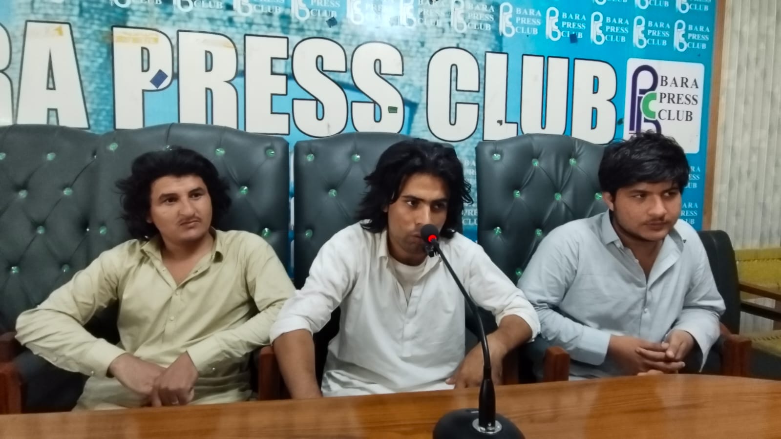 پشاور صدر میں باڑہ کے تین طلبہ پر مبینہ تشدد، وزیراعلیٰ سے فوری نوٹس کا مطالبہ